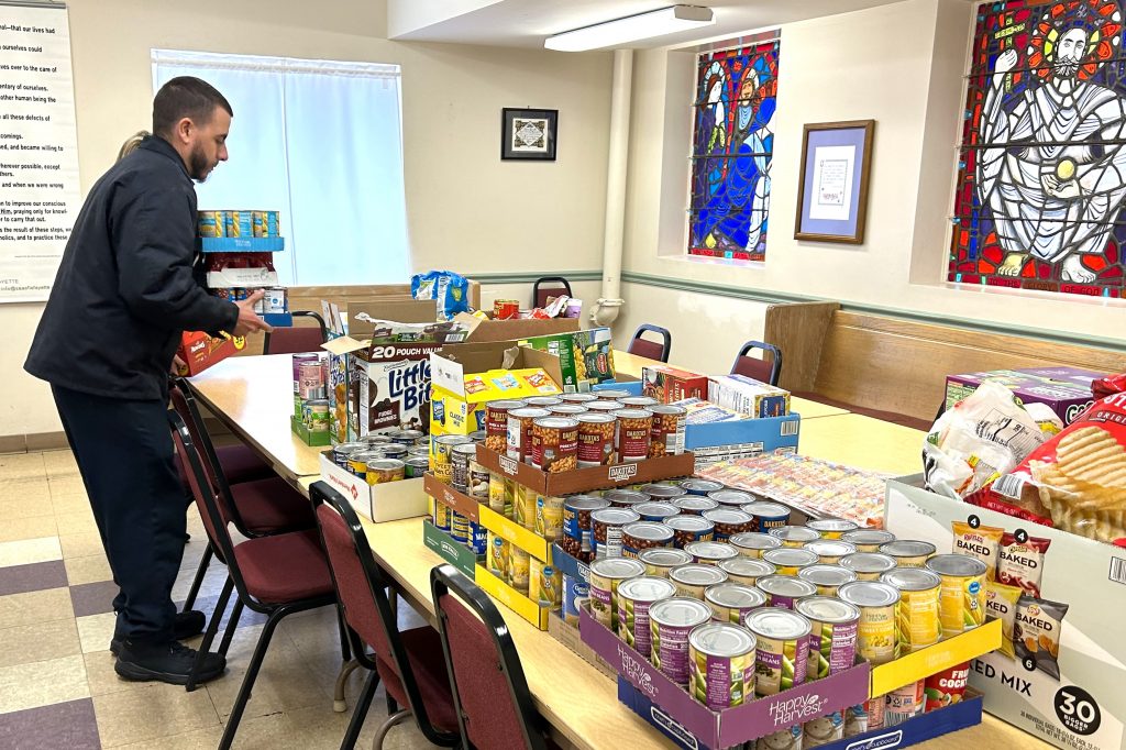 Zeigler Subaru Supports LUM Food Pantries Lafayette Urban Ministry
